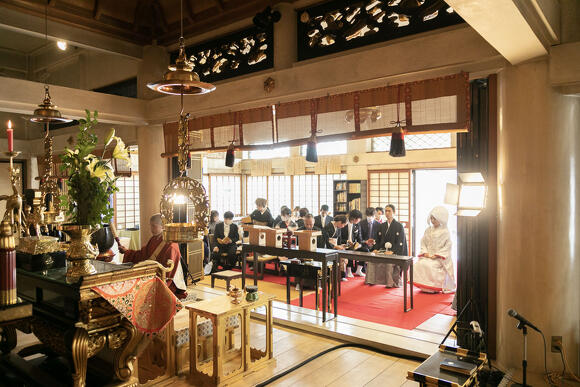 お寺で結婚式