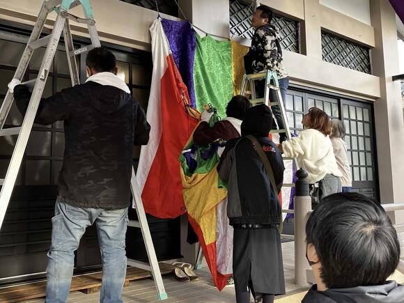 片付けをするゴミ拾いメンバー