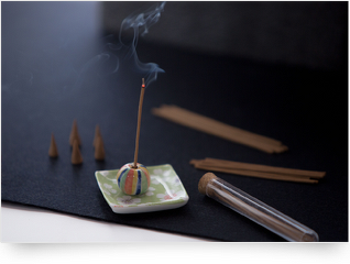 香司の手作りお香講座 白檀のお線香